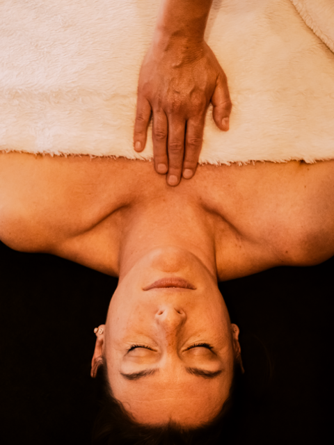 Cure Alva, massage du visage anti âge